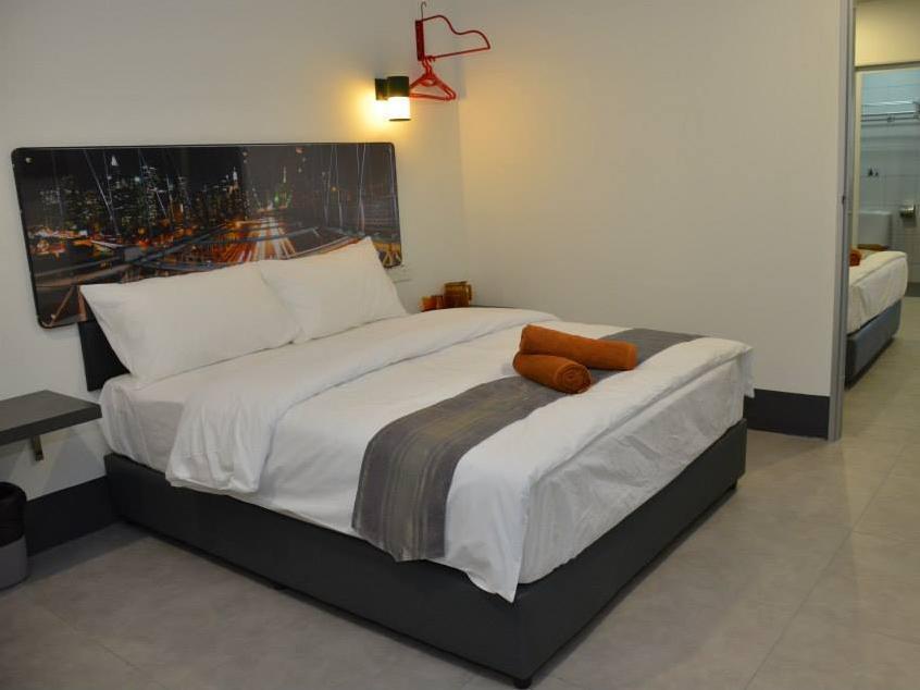 Oyo 90265 Hotel Ventura Кангар Екстериор снимка