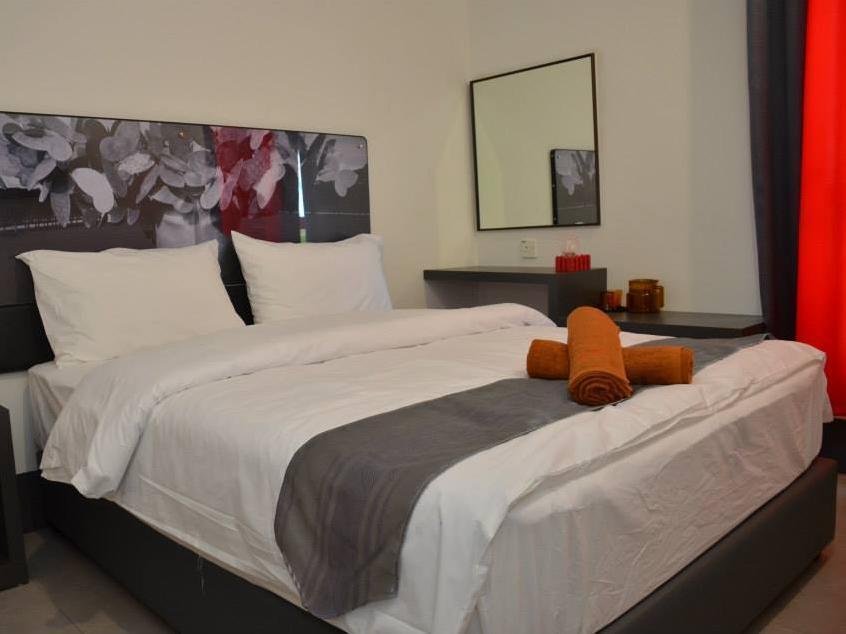 Oyo 90265 Hotel Ventura Кангар Екстериор снимка