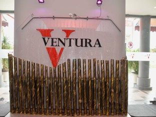 Oyo 90265 Hotel Ventura Кангар Екстериор снимка